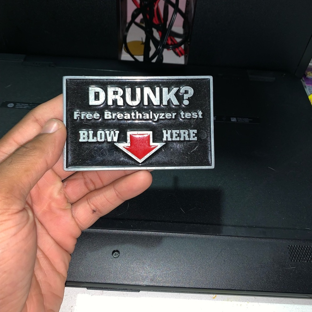 DRUNK? "FREE BREATHALYZER TEST-BLOW HERE" NOVELTY BELT BUCKLE